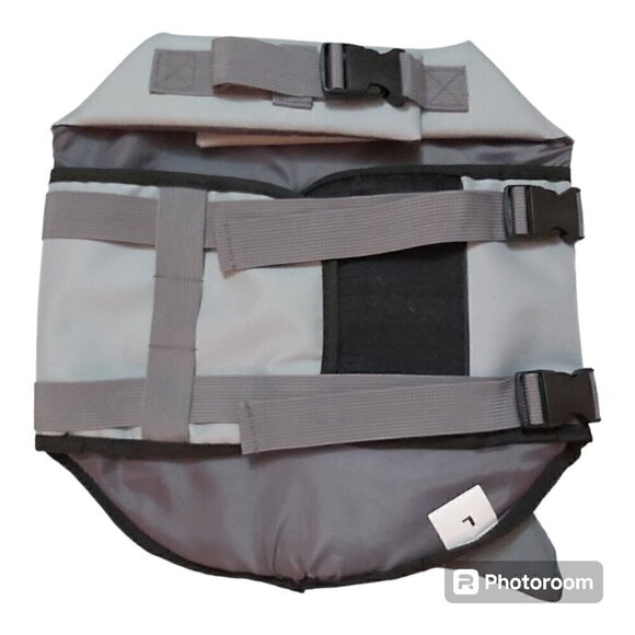 Shark Fin Dog Life Jacket Vest: Safety & Style for Water Adventures, Size Med - Picture 3 of 7